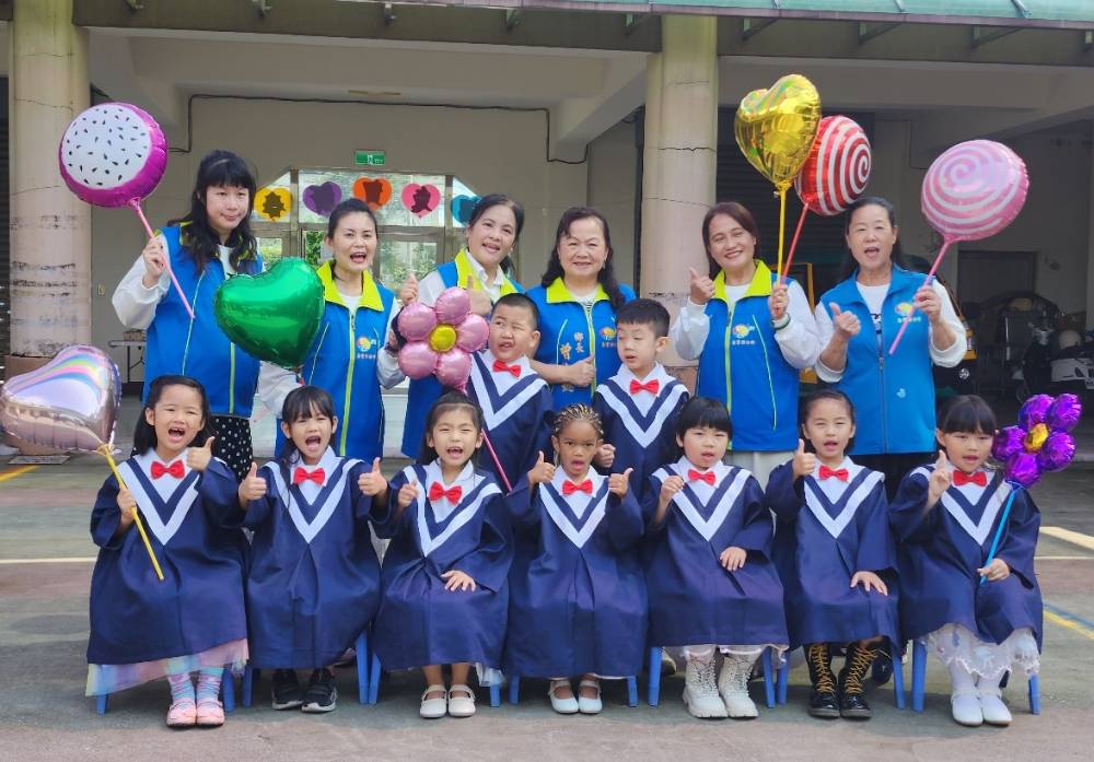 【幼兒園拍畢業照 曾淑懿呼籲學童留在壽豐讀國小】缩略图