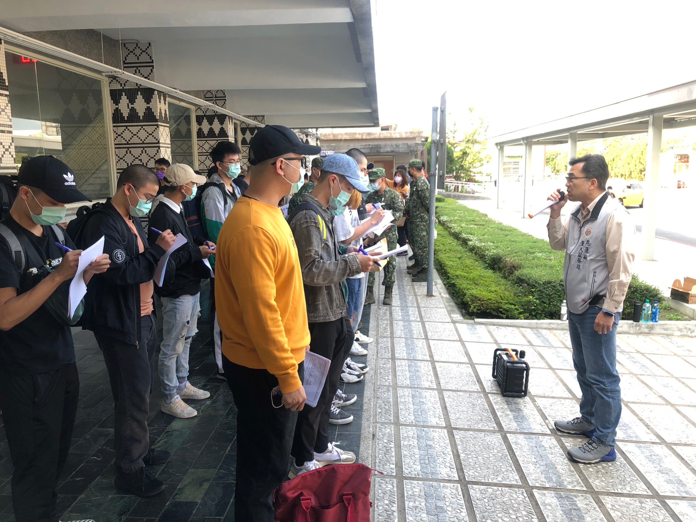 【花蓮縣軍人服務站 歡送新兵入營】缩略图