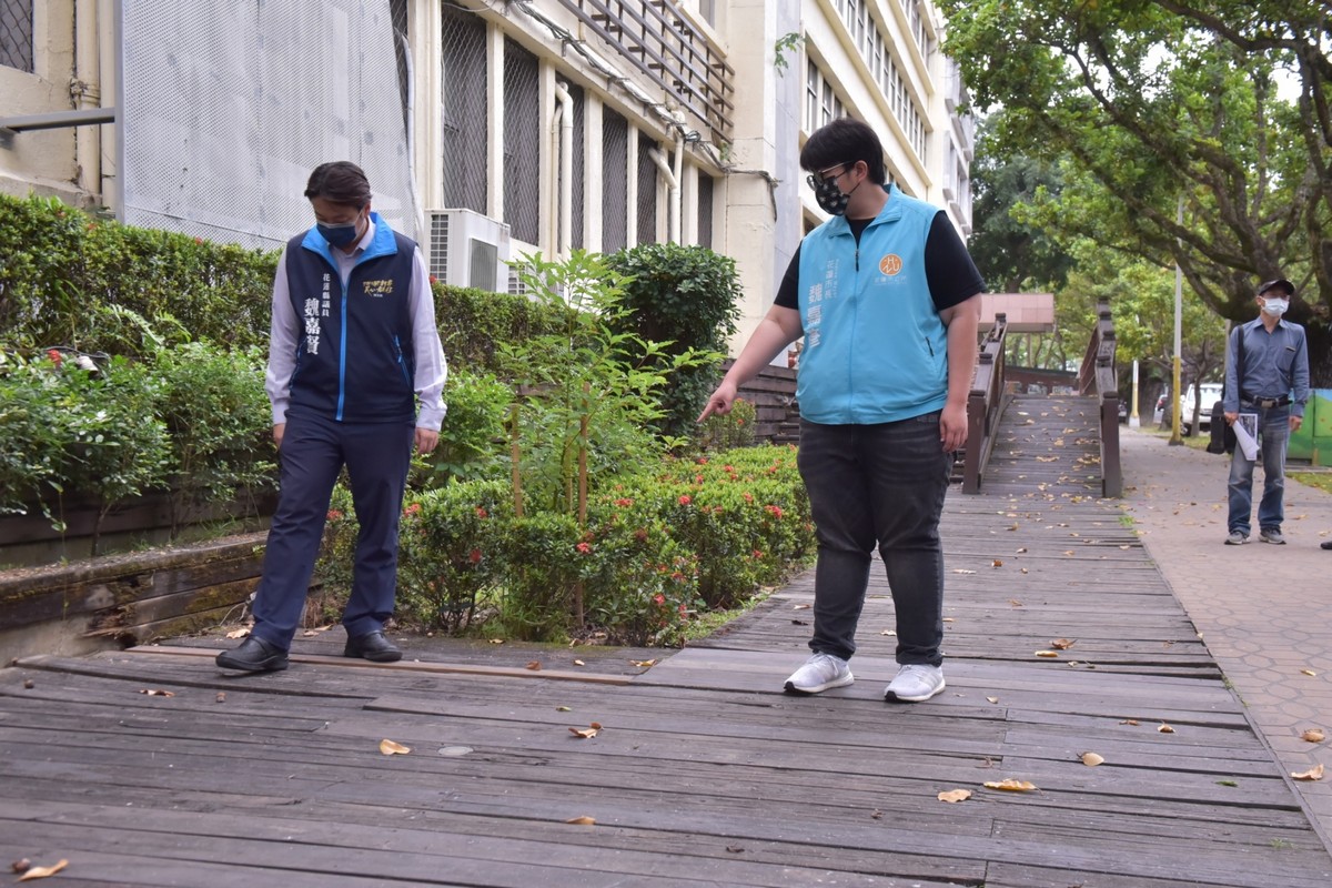 【花蓮市爭取內政部600萬經費 提升瓊崖海棠綠色隧道景觀平台】缩略图