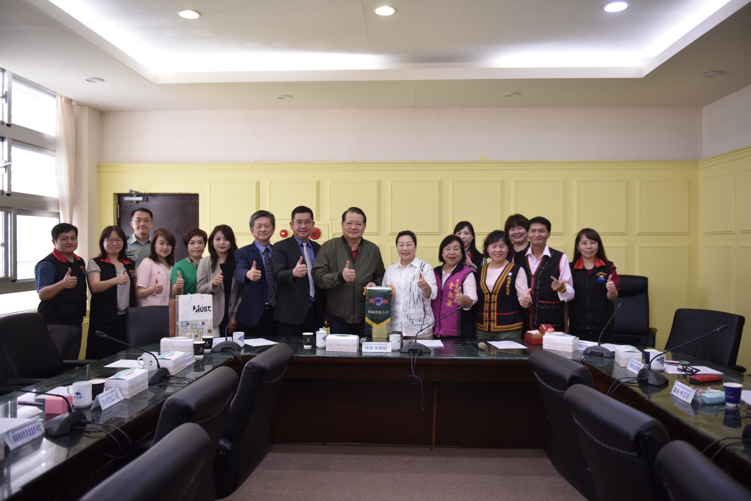 【徐榛蔚會見明新科技大學董事長張祖民 暢談技職教育與數位科技】缩略图