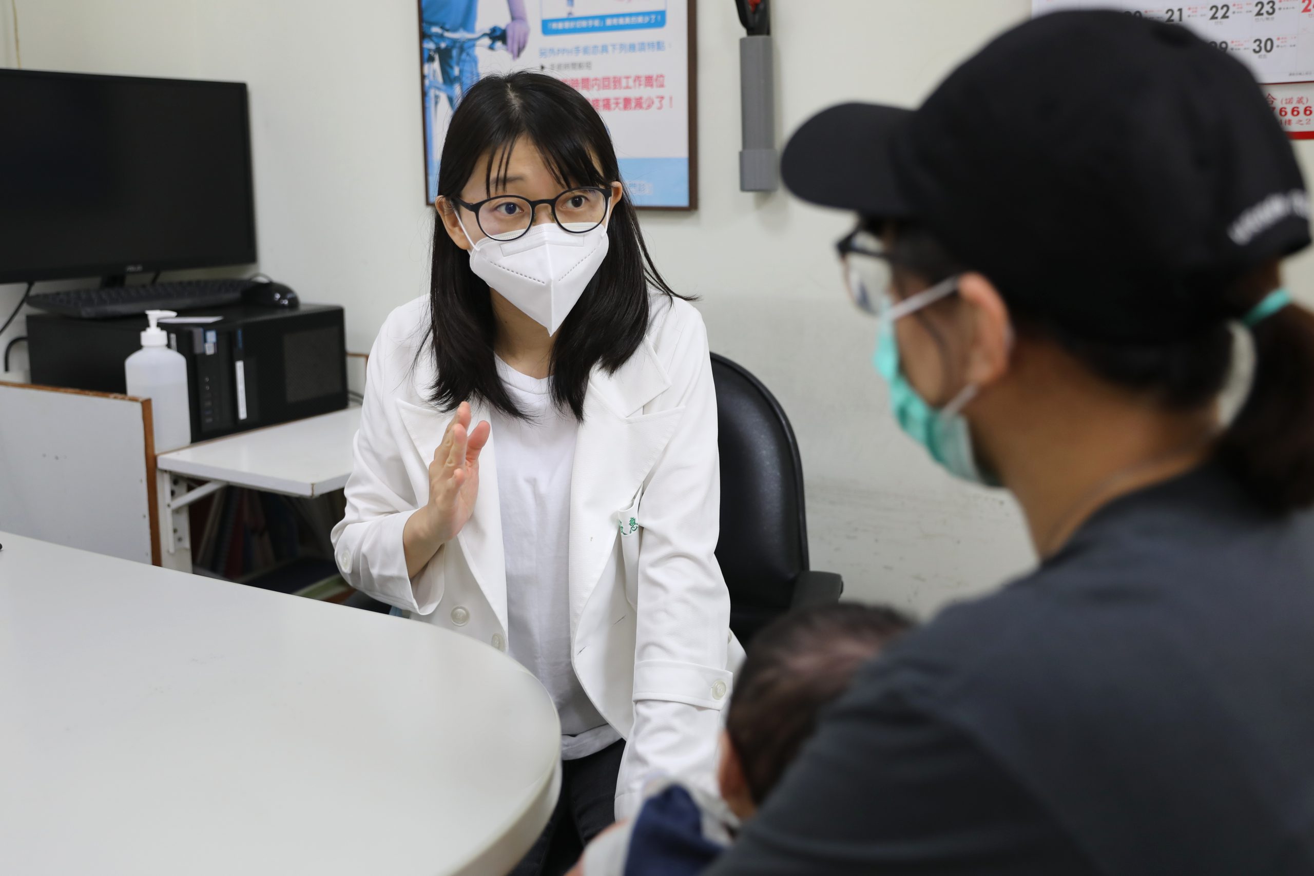 【突然開始吐奶要當心 可能是嬰兒肥厚性幽門狹窄】缩略图