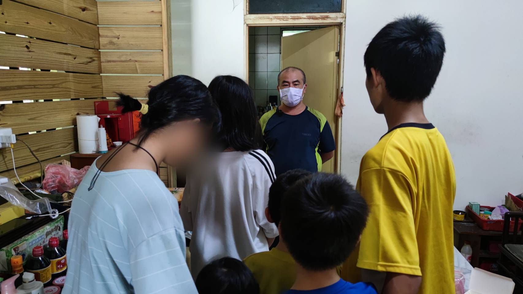 【單親爸爸撐家不言苦 懂事大孩子分攤家務齊心付出 父親節前夕 展望會邀您一起陪他們走一段成長之路】　缩略图