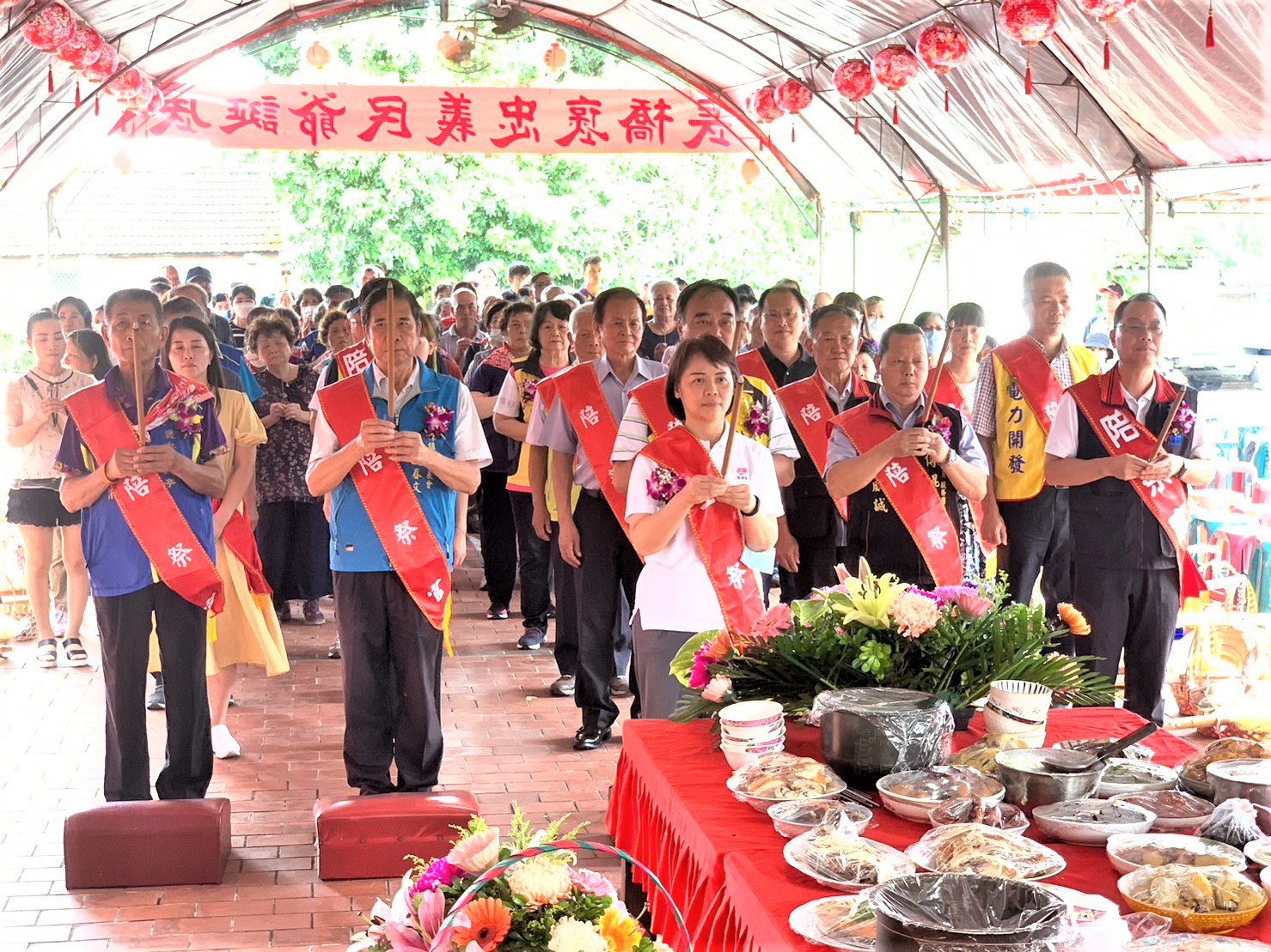 【鳳林百人挑擔奉飯敬義民 不分族群永傳客庄文化信仰】缩略图
