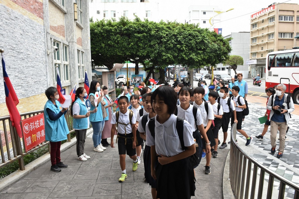 【与那国町小學生跨海來臺畢旅 魏嘉彥盼留美好回憶】缩略图