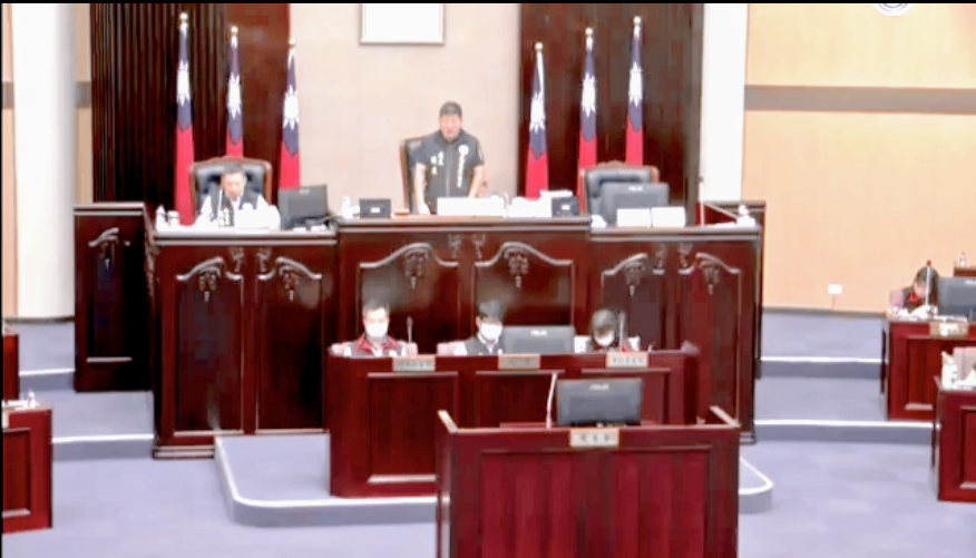 【一刀未剪看新聞》花蓮縣議會第20屆第2次定期大會-2023年10月30日議程(上午)：議員辦理報到；一讀會；臨時動議。】缩略图