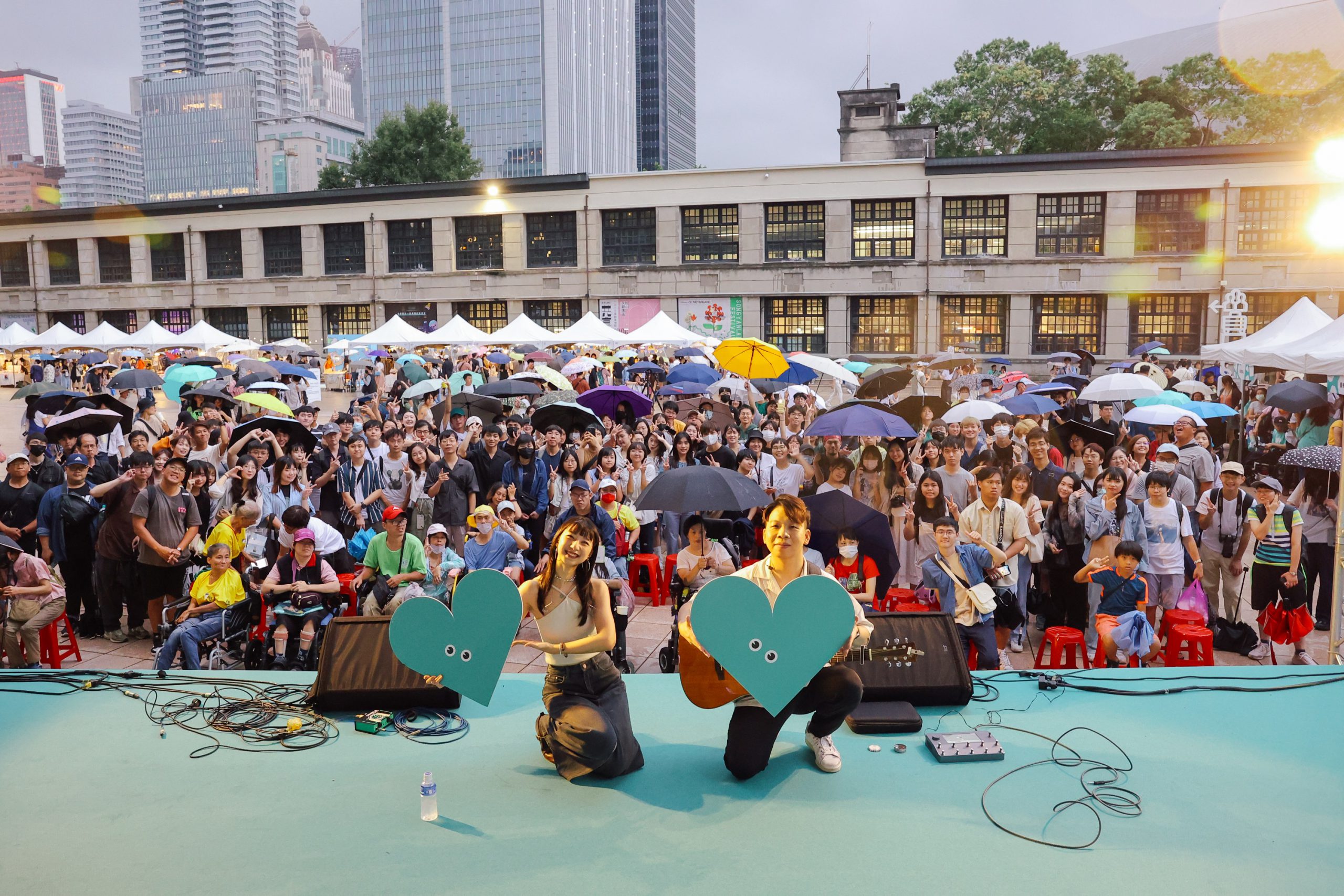 2023國際世界腦麻日 破千人齊聚松菸參與「麻吉麻公益音樂市集」缩略图