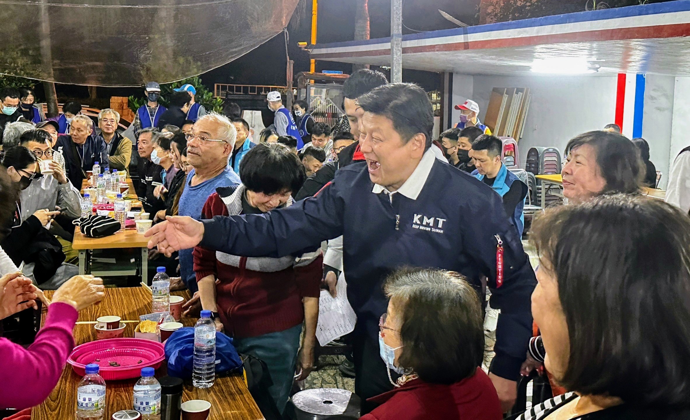 【傅崐萁鐵人行程全國北中南旋風輔選 沿途遇花蓮鄉親加油打氣不斷 晚間更火速回防花蓮造勢】缩略图