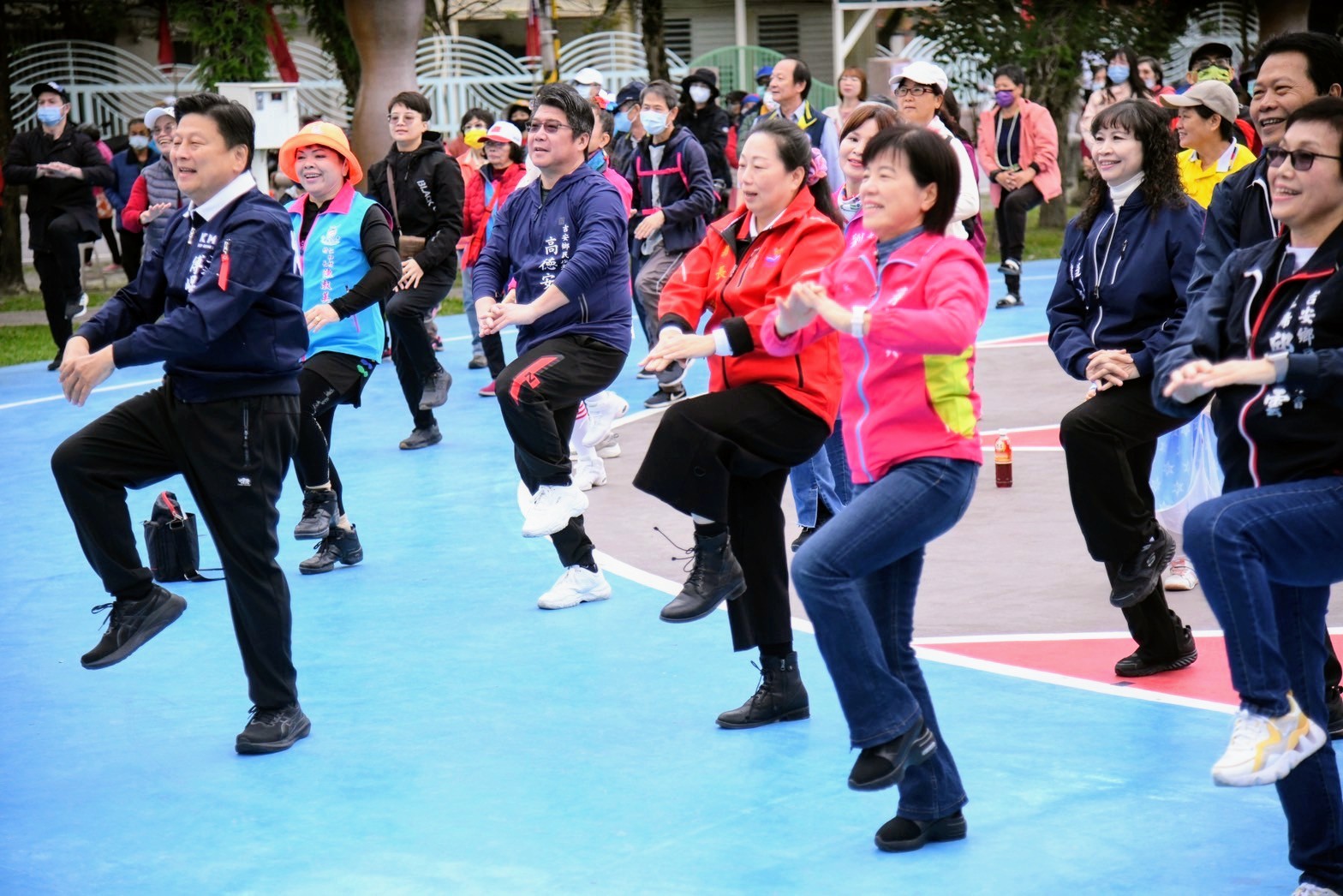 【「2024親子龍總來吉安樂活健康齊步走」 「貞」心「蔚」你與鄉親同樂迎接嶄新的一年】缩略图