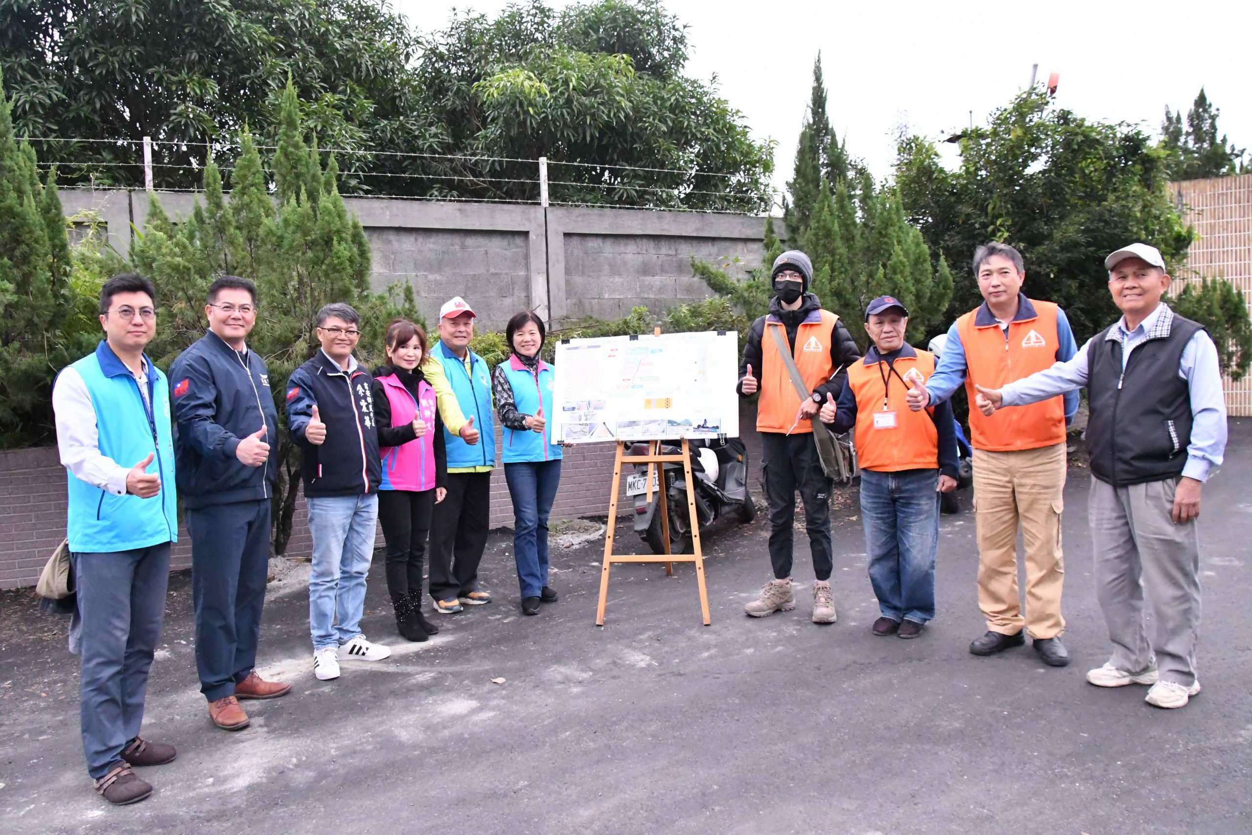 【吉安鄉道花13線改善工程超前完工 游淑貞會同代表及村長現場檢核品質】缩略图