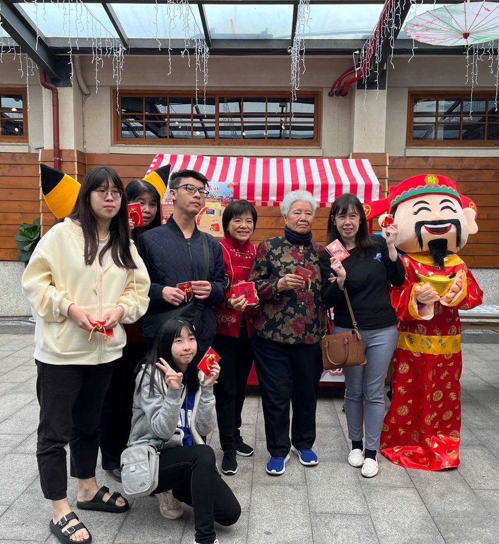 【吉安好客藝術村龍年超人氣金幣大方送 初二至初五準點送驚喜打卡好康抽大獎】缩略图