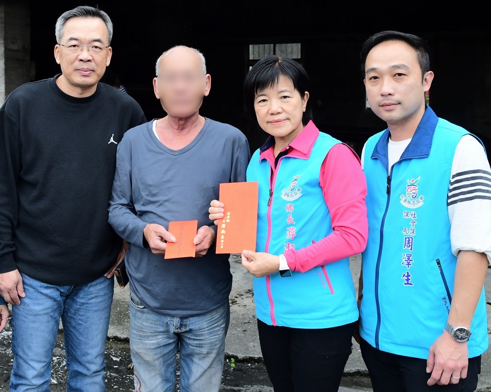 【吉安鄉福興村初八上午驚傳火警 游淑貞與統冠超市迅速到場送關懷】缩略图