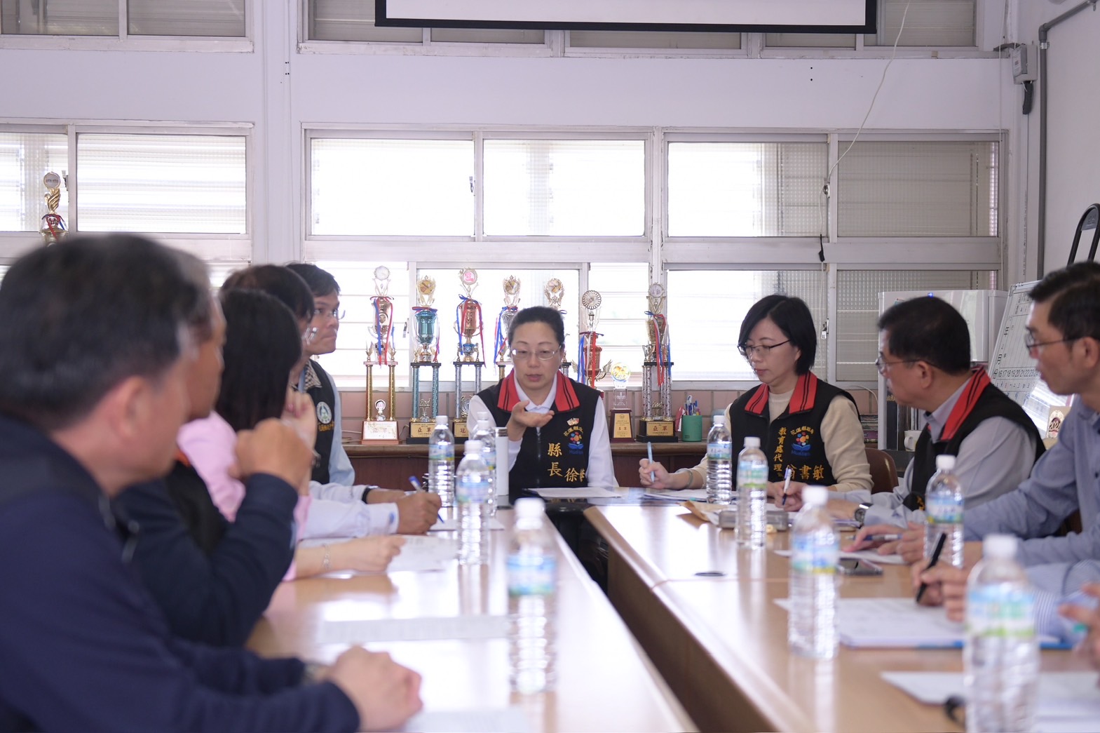 【徐榛蔚訪美行程結束 抵台隨即返花關心學生】缩略图