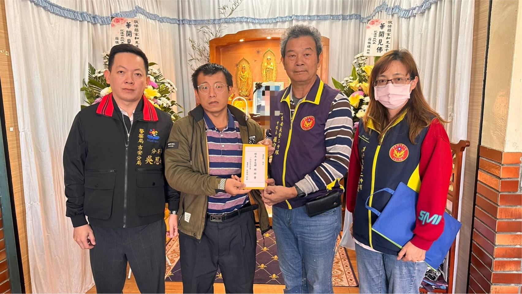 【吉安警方攜手吉安義警第二中隊捐贈棺木與骨灰罐，資助弱势家庭】缩略图