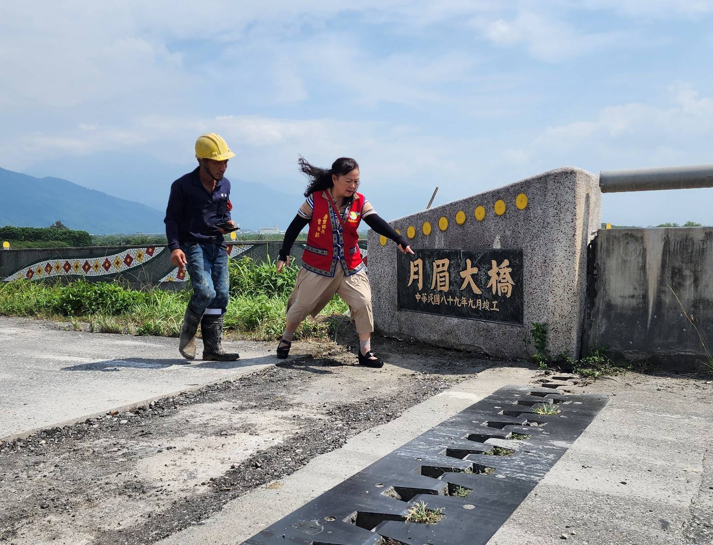 【曾淑懿關心月眉大橋災修進度 維護用路人安全】缩略图