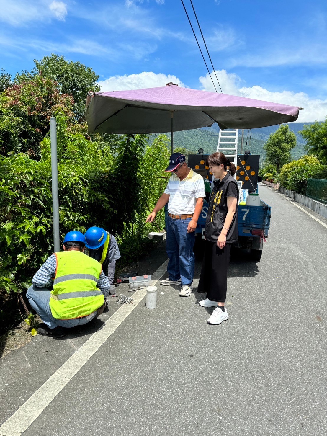 【張峻議長爭取鳳林北林里太陽能路口道路警示標誌完工里長感謝 當地居民有感】缩略图