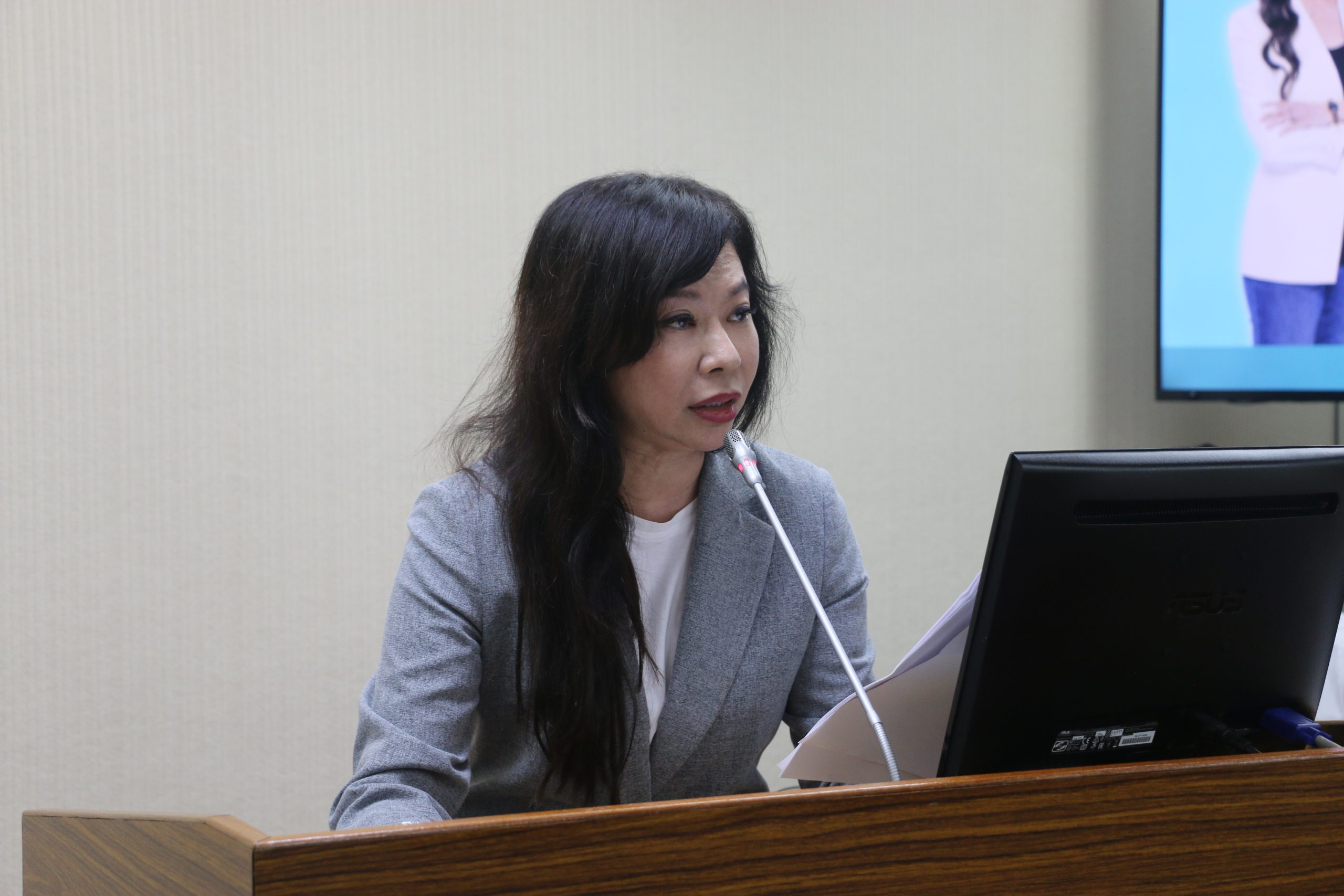 【林憶君籲：軍事投資必要作為但應謹慎 台灣對中應堅持嚇阻與對話並行】缩略图