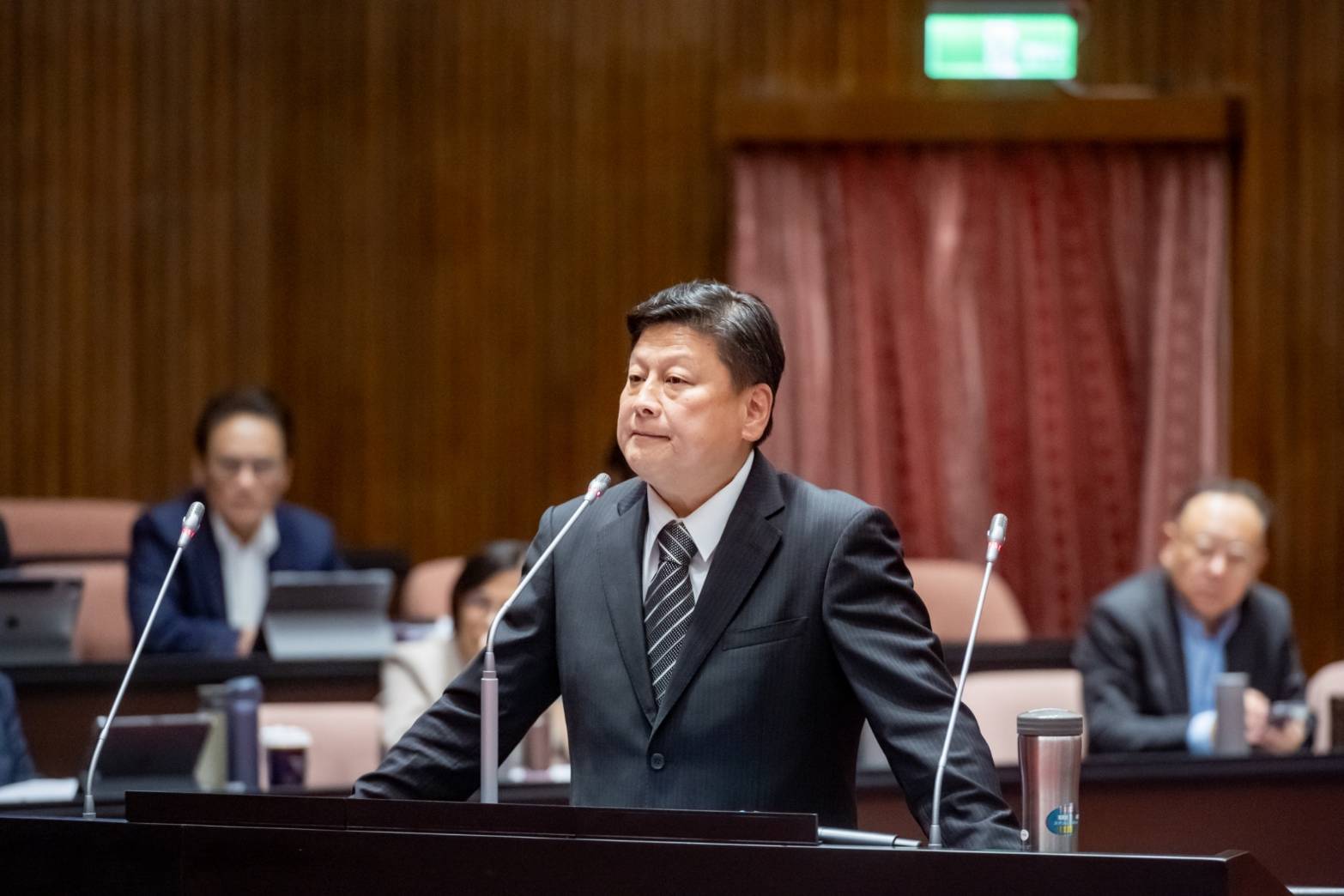 【立院開議總質詢第一棒 傅崐萁聚焦花蓮問卓揆：看到人民眼淚嗎?】缩略图