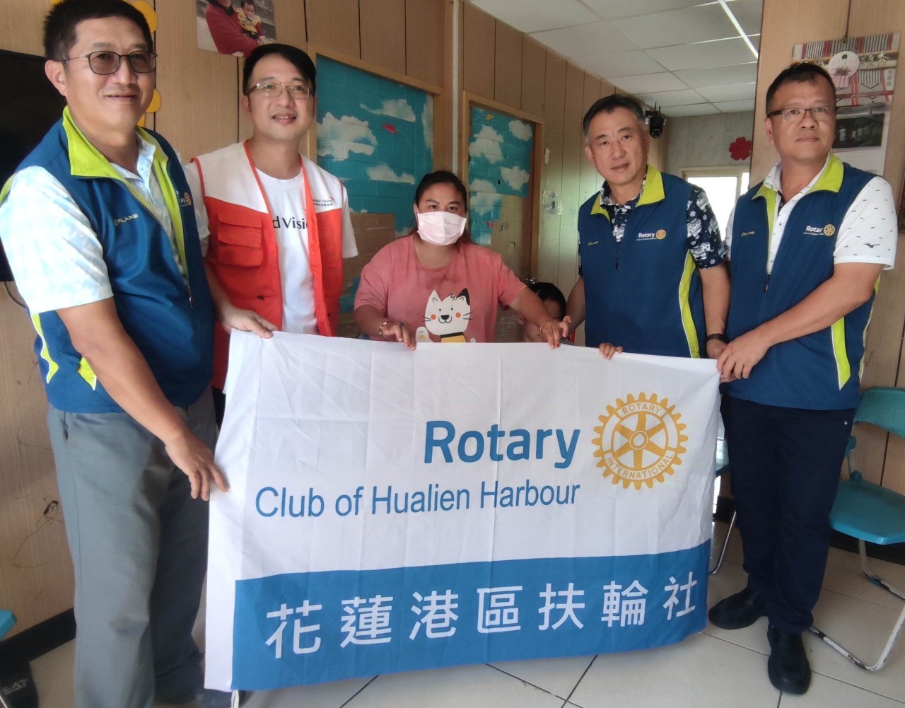 【花蓮港區扶輪社走訪關懷台灣世界展望會花蓮特況家庭】缩略图