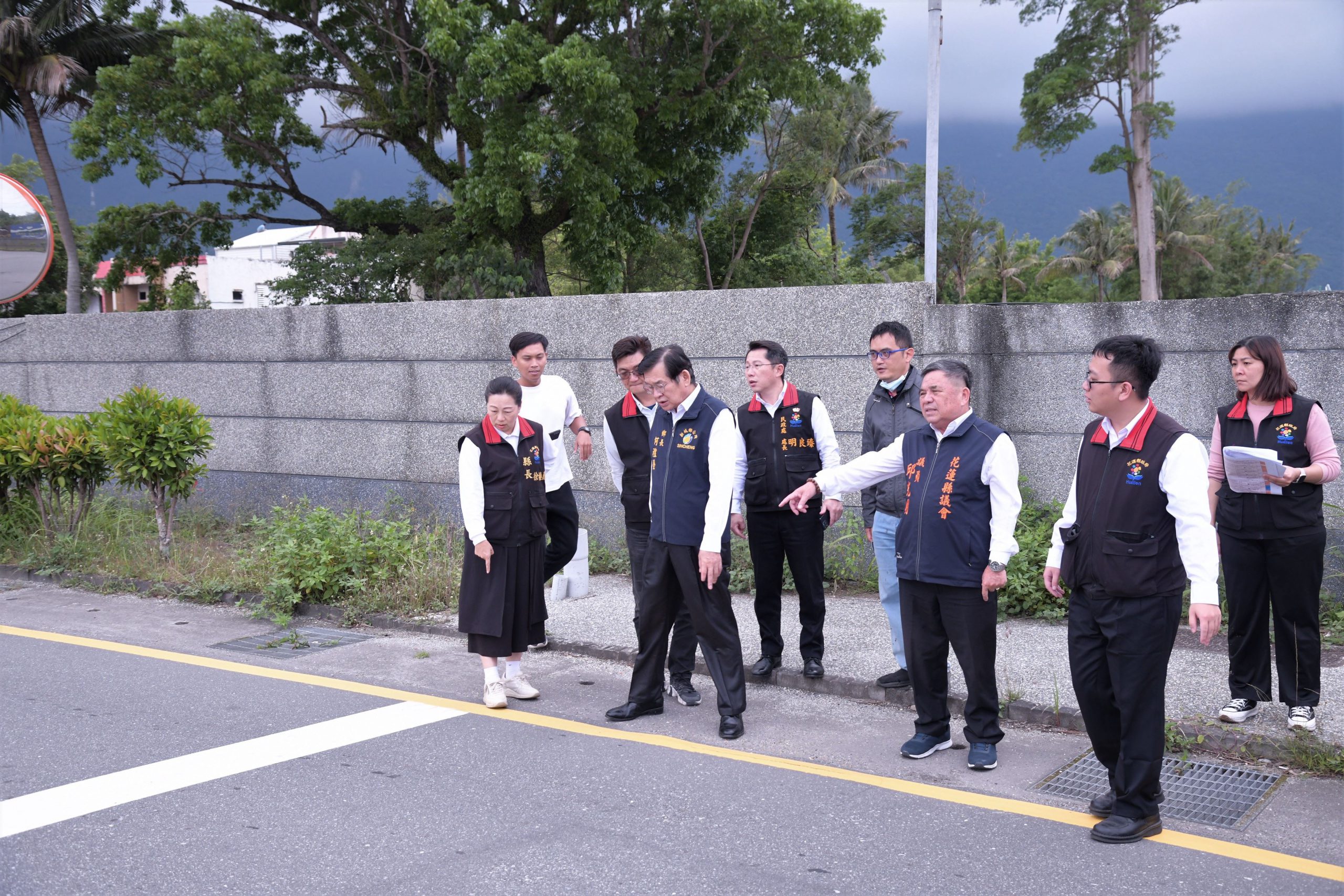 【縣府、立委𢹂手爭取6000萬補助改善花73-1、花75及花83線道 煥新道路品質助力觀光與交通安全】缩略图