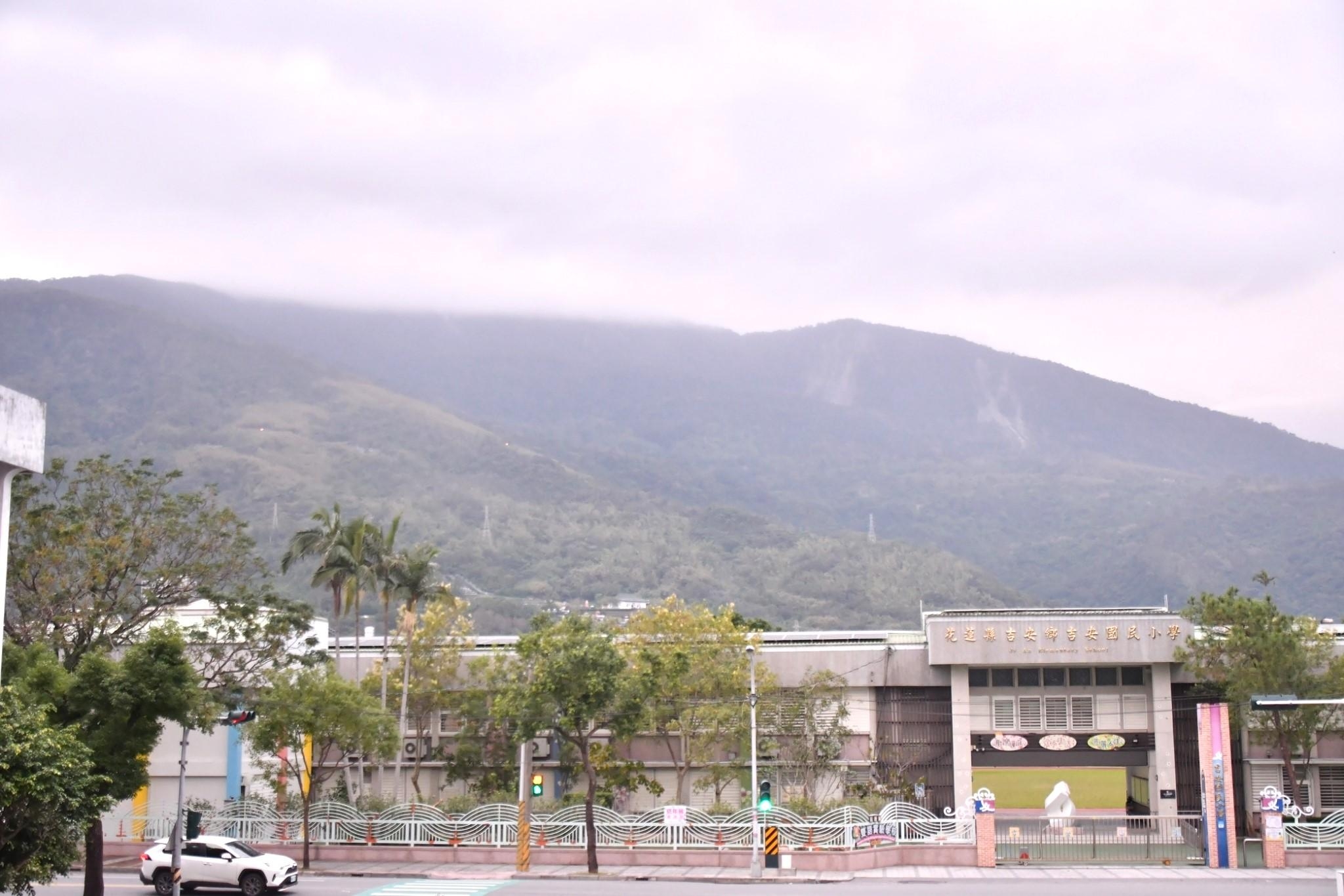 【報載慈雲山疑有落石 水保署、林業及自然保育署兩花蓮分署與吉安鄉公所說明】缩略图