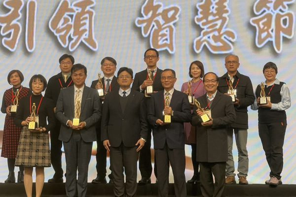 【東華附小深耕能源教育 再獲標竿學校金獎】缩略图