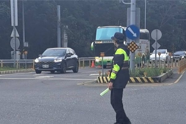 【春節連續假期即將到來 新城警呼籲及早規劃行程路線避開壅塞時段】缩略图