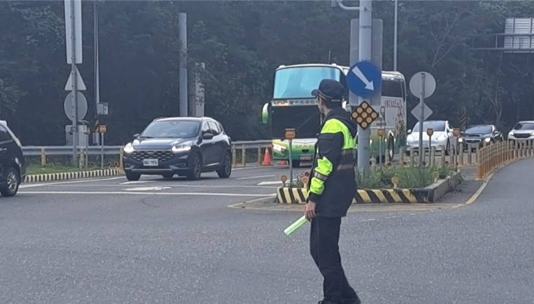 【春節連續假期即將到來 新城警呼籲及早規劃行程路線避開壅塞時段】缩略图