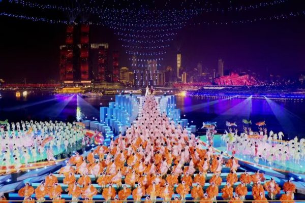 【中央廣播電視總臺2025年春節聯歡晚會彩排順利 各個分會場完美呈現多元文化之美】缩略图