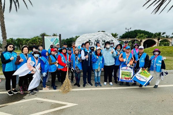 【魏嘉賢議員：南濱公園煙火垃圾與漂流木堆積問題  縣府應積極應對 避免火災隱憂】缩略图