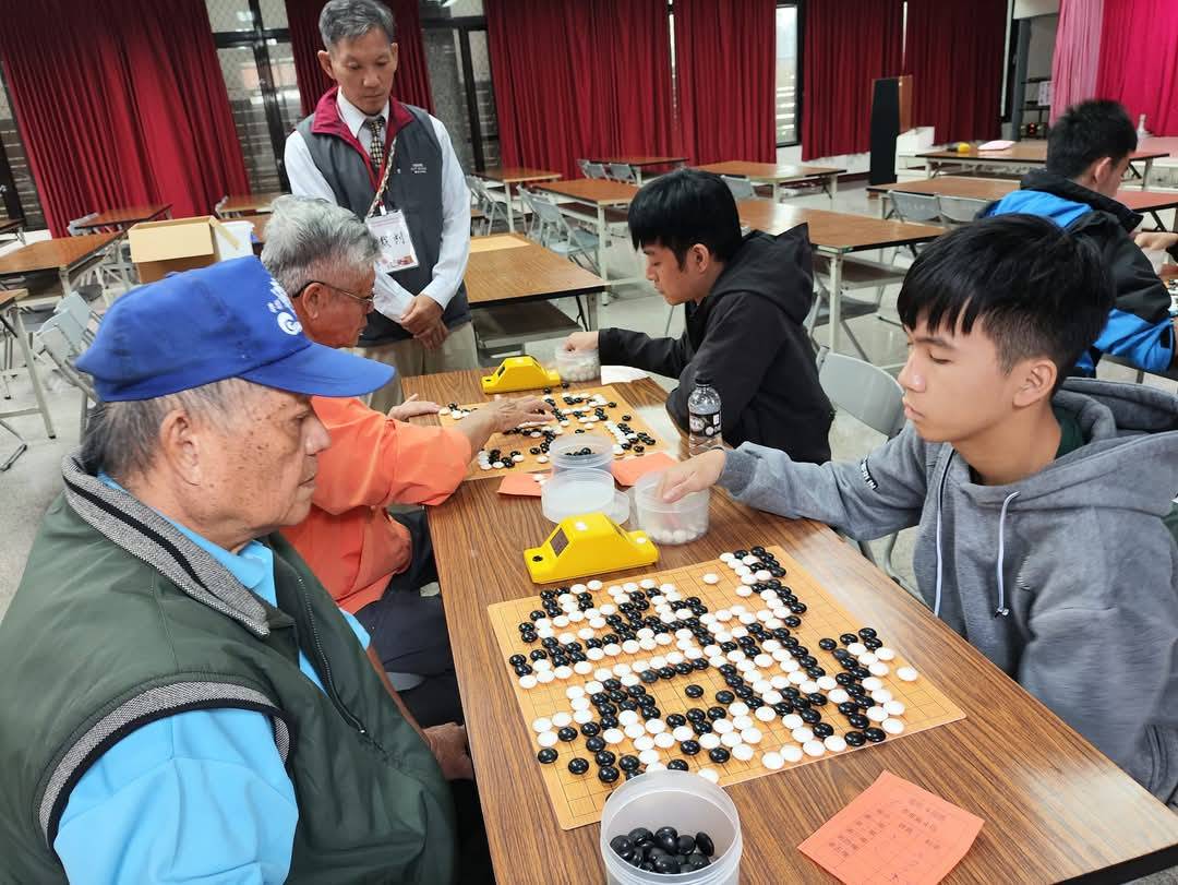 【花蓮縣縣長盃圍棋錦標賽吸引棋壇新秀】缩略图