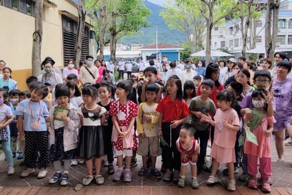 【吉安鄉攜東華大學辦理遊戲學習營隊 游淑貞力推科學教育與客語文化傳承】缩略图