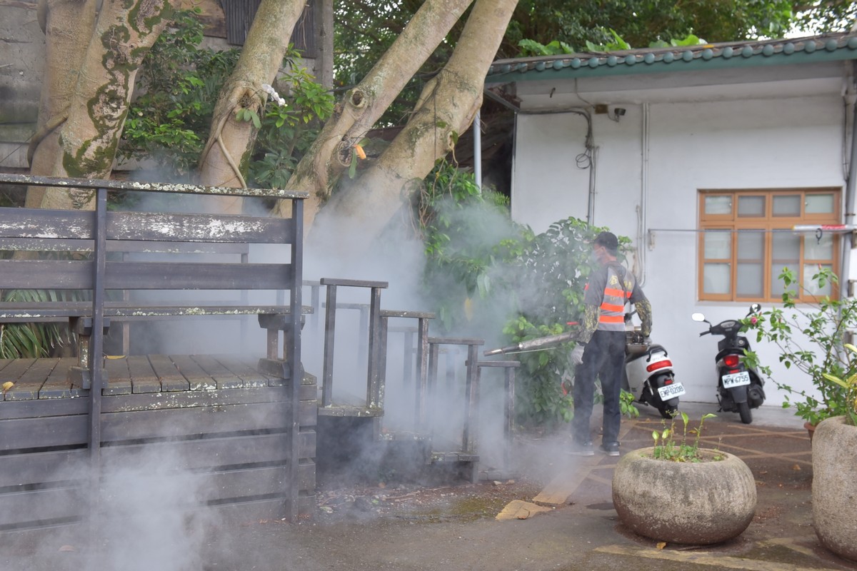 【花蓮市公所加強公園周遭小黑蚊防治 維護市民健康安全】缩略图
