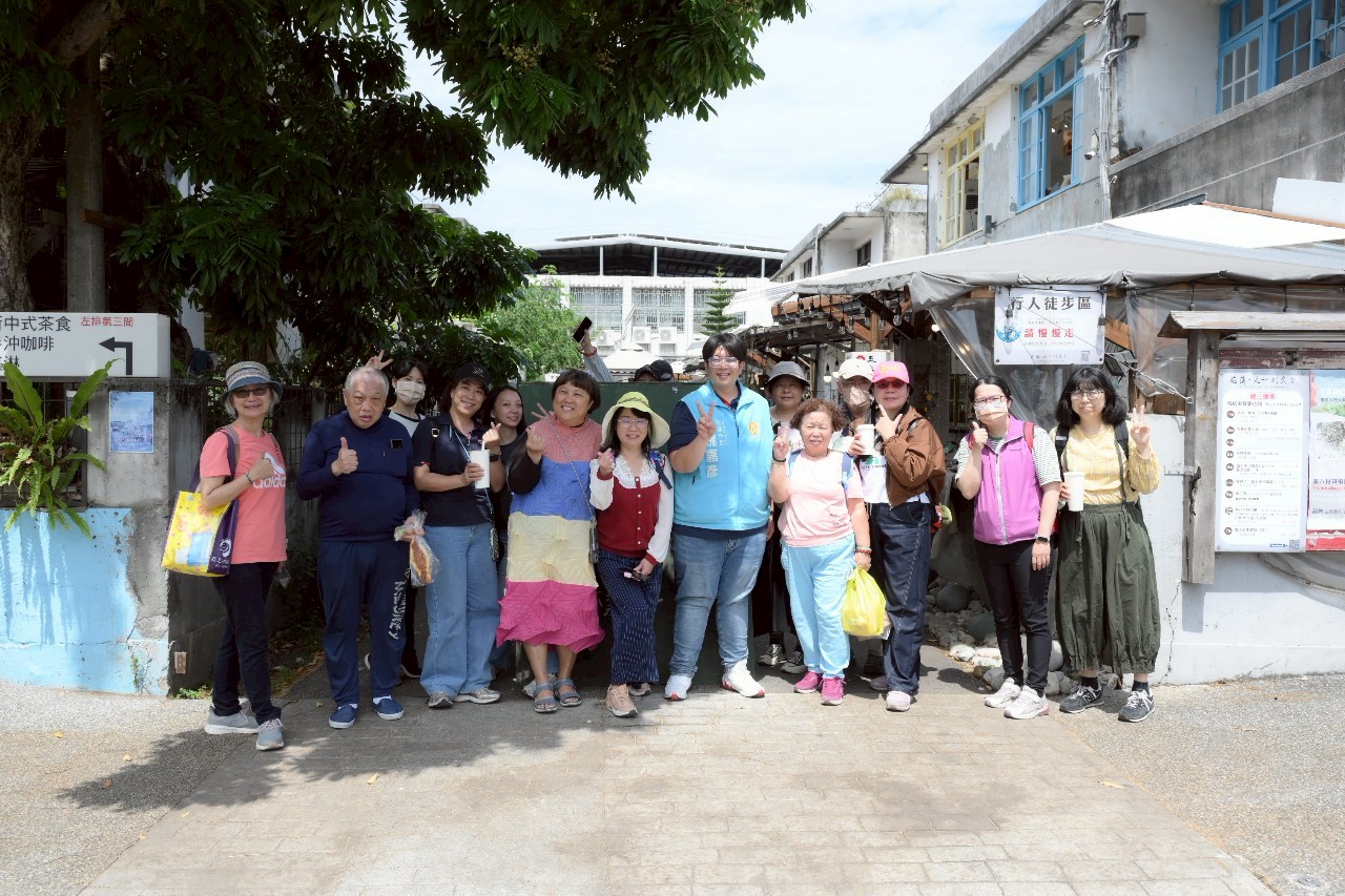 【魏嘉彥市長出席桐花小旅行 與民共賞五月雪體驗客庄文化】缩略图