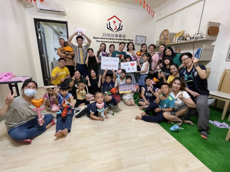 【溫馨五月情牽慈母緣 移民署與花蓮新住民齊聚歡慶母親節 手作饅頭與筆筒傳遞愛意】缩略图