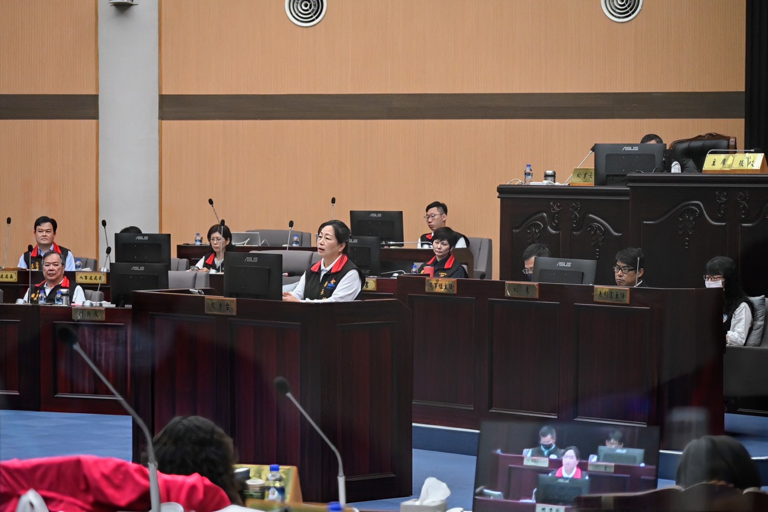 【花蓮縣議會第20屆第5期定期大會縣長施政總報告 徐榛蔚籲請中央政府落實交通平權】缩略图
