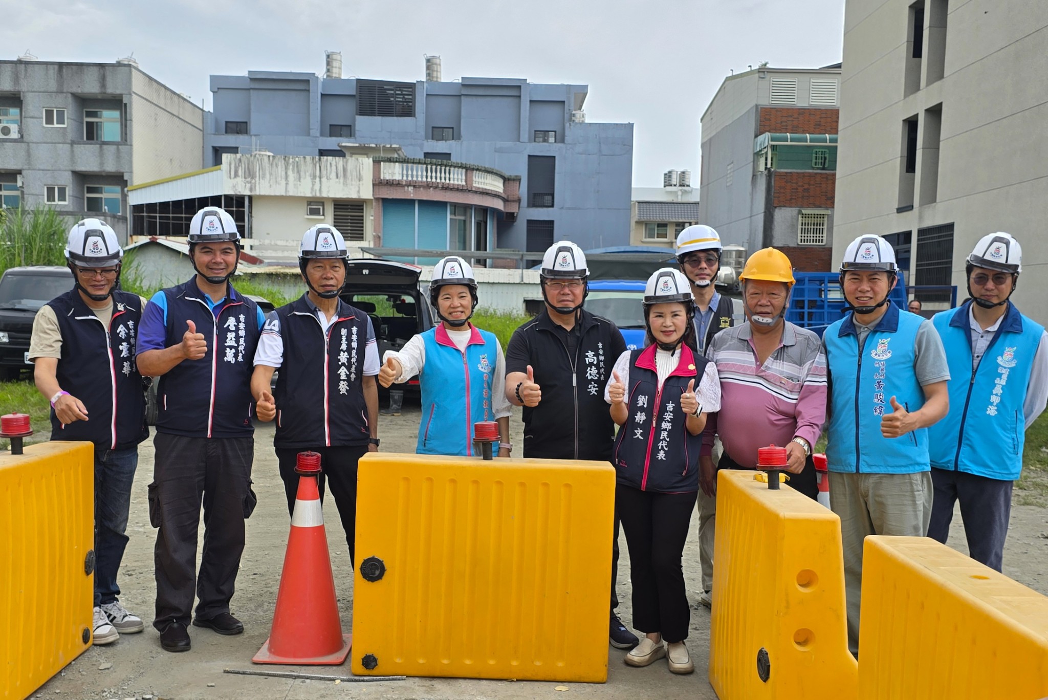 【游淑貞現勘村鄰排水等系統建設 確保防汛期鄉親生活網安全防護】缩略图
