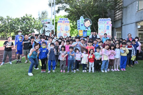 【環教媽媽游淑貞走入校園落實宣導 鼓勵垃圾分類愛地球從小扎根學習】缩略图