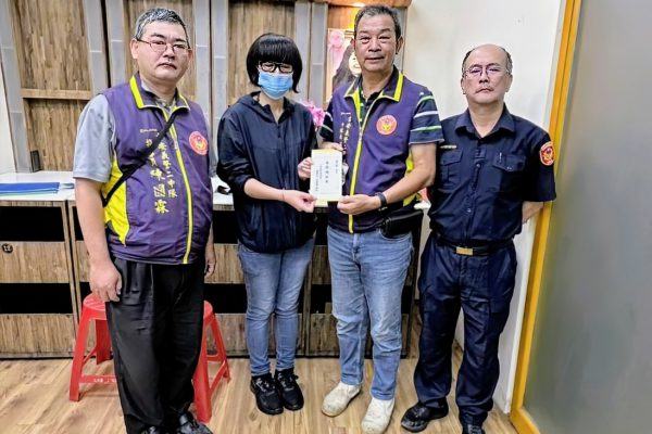 【吉安警偕吉安義警第二中隊捐助棺木及骨灰罈資助弱勢家庭】缩略图