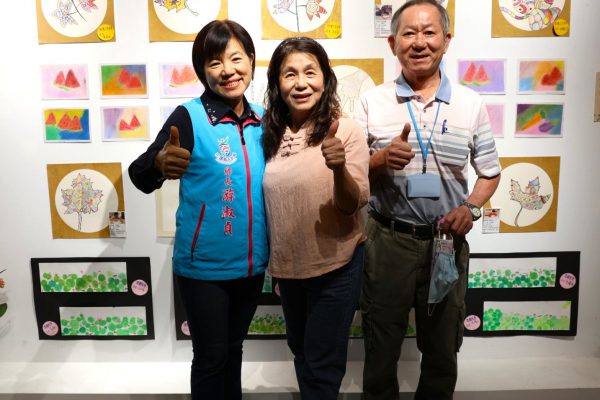 【墨墨情懷》曾鴛鳳師生百幅書畫聯展 吉安鄉好客藝術村9歲至94歲藝文展】缩略图