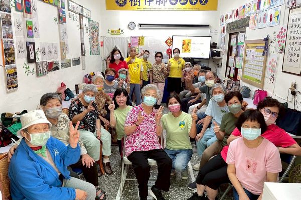 【從課堂到社區：山達基志工隊點亮長輩的幸福微光】缩略图