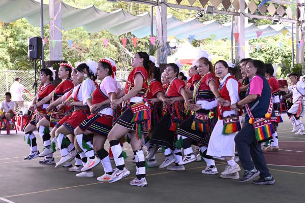 【縣長徐榛蔚出席多部落年度祭儀 攜手族人傳承文化展熱情】缩略图