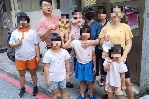 【魏嘉彥市長急赴關懷蘇家 盼社會伸援守護一家十口】缩略图