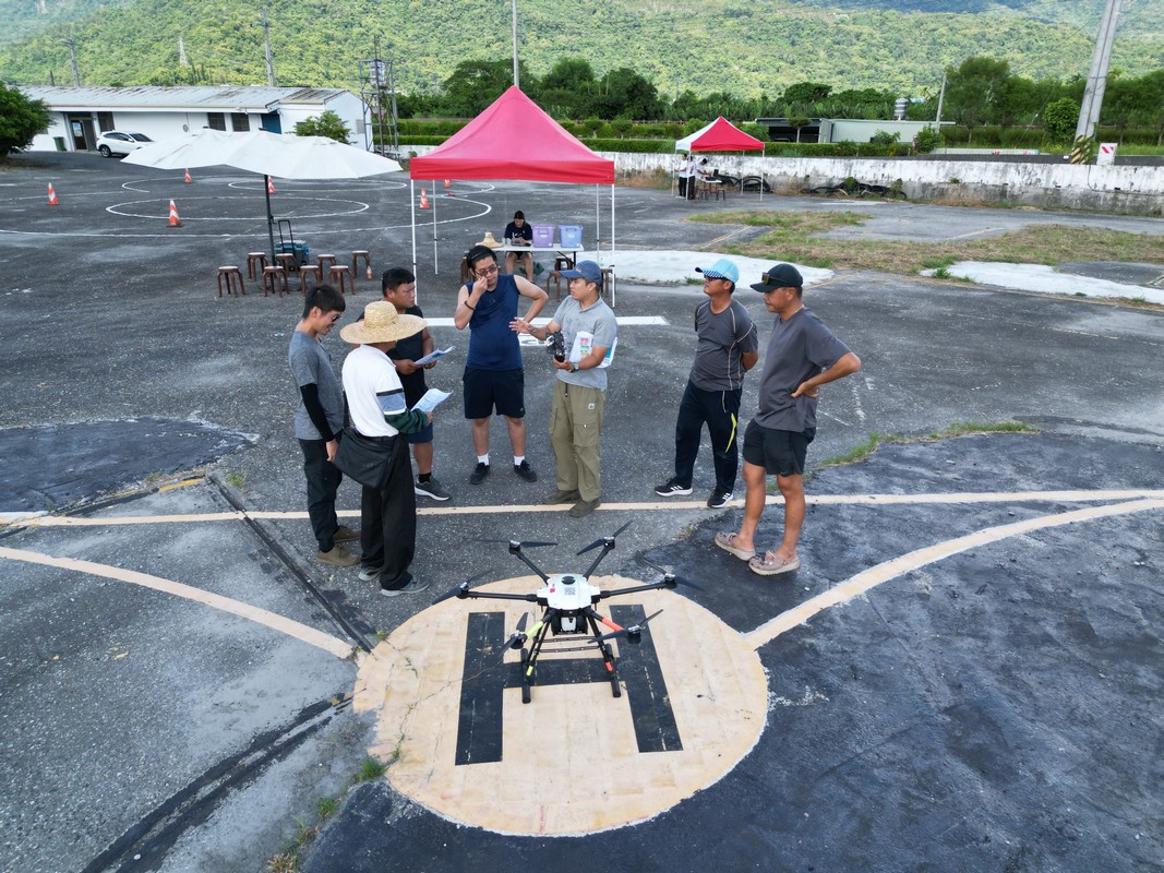 【花蓮縣低碳暨低空經濟發展協會成功舉辦無人機專業基礎級術科考試培訓班 地方民意代表齊聚支持 共推低碳農業與低空經濟發展】缩略图