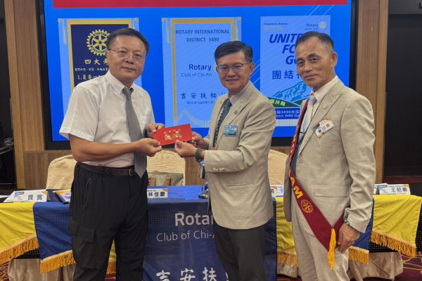 【光電結合儲能 打造永續韌性電力——玖森能源蔡總經理應邀吉安扶輪社分享案例】缩略图