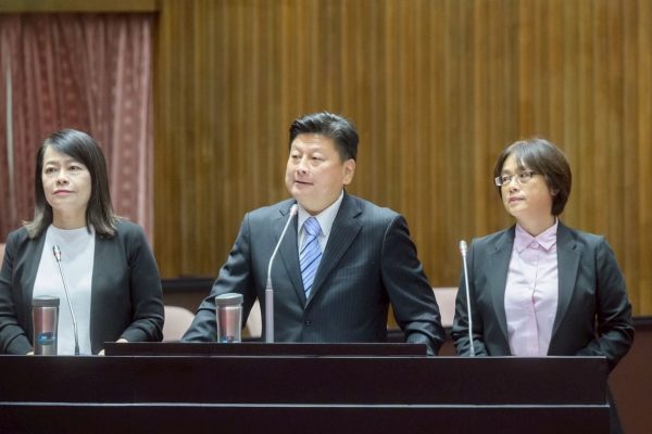 【是否參選黨主席？傅崐萁： 團結才能贏民進黨】缩略图