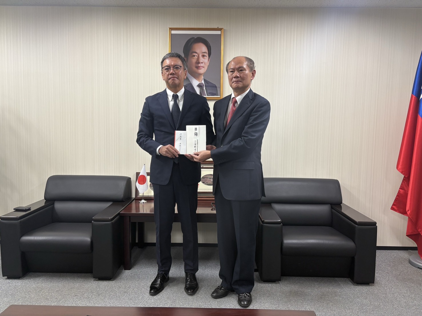 【花蓮洪災日界伸援手 台北駐日札幌分處獲北海道各界慰問與捐助】缩略图
