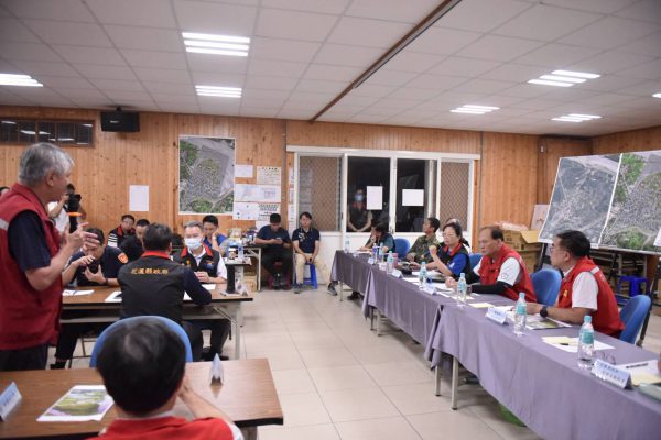 【馬太鞍堰塞湖協調及處理工作會議 縣府爭取農友低利貸款緩衝、志工醫療保險】缩略图