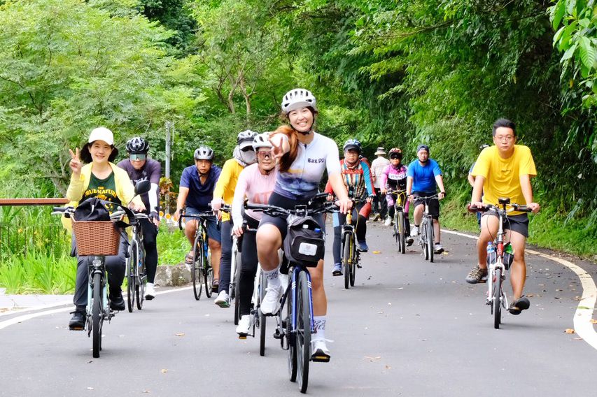 【跟著單車小D漫遊鯉魚潭 探索湖光山色與低碳旅行魅力】插图1
