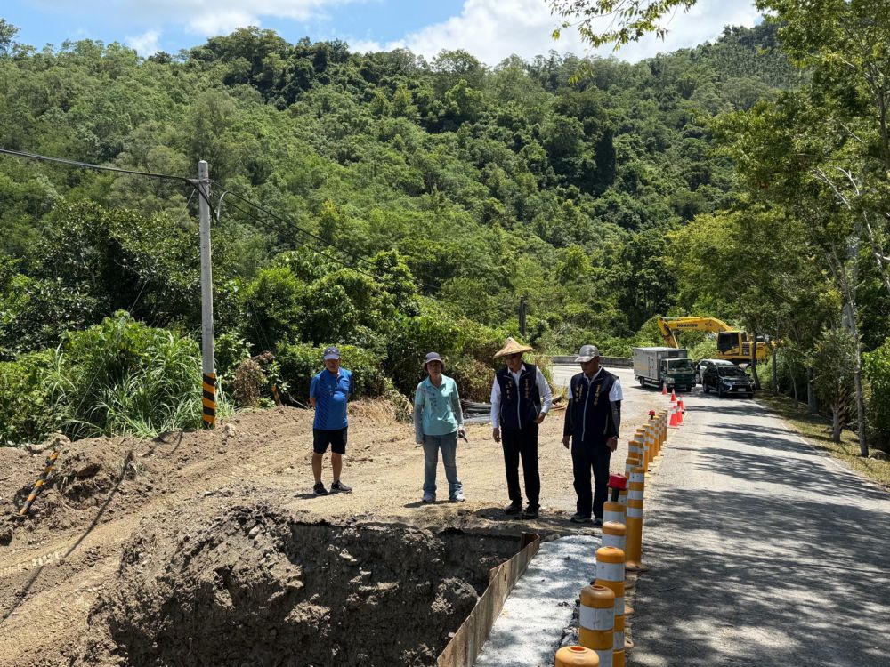 【 花79線施工路段路基坍塌 富里鄉公所緊急封閉道路全力搶修 籲請用路人改道通行】插图2