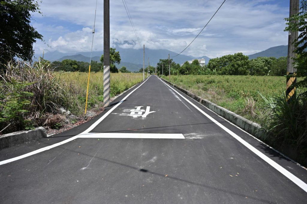 【吉安路平升級 安全再提升 游淑貞偕團隊為道路工程品質把關】插图1